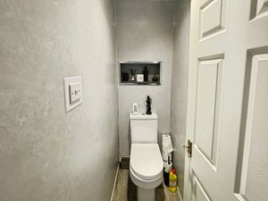 Separate WC- click for photo gallery